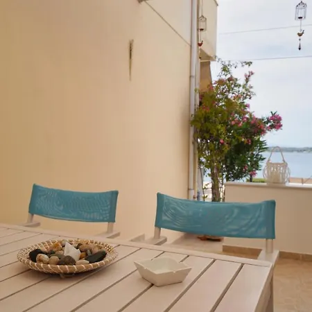 Apartment Elli *